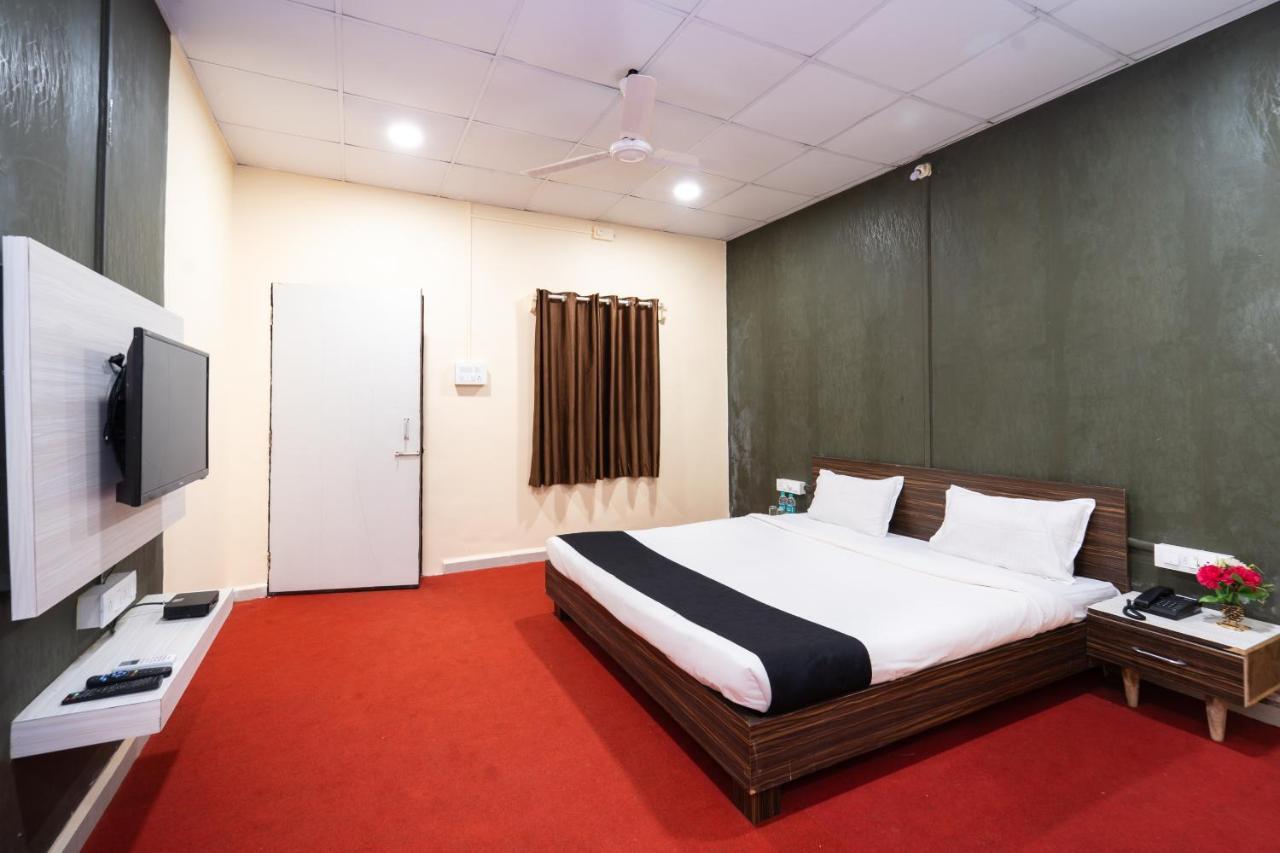Omkareshwar Narmada Hills Resort מראה חיצוני תמונה