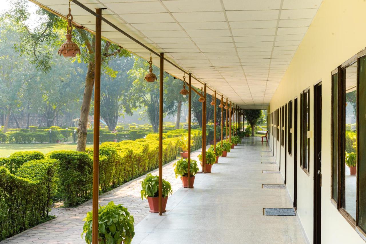 Omkareshwar Narmada Hills Resort מראה חיצוני תמונה