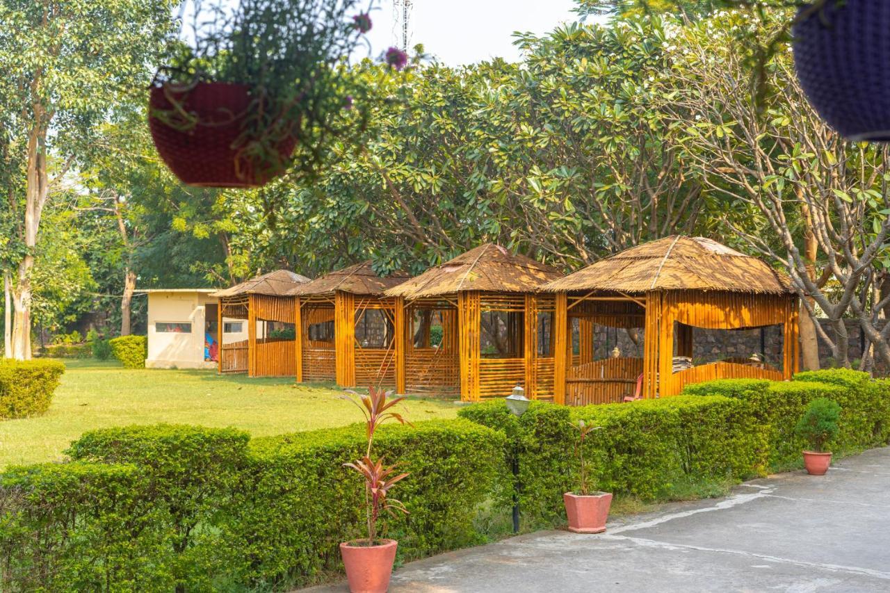 Omkareshwar Narmada Hills Resort מראה חיצוני תמונה