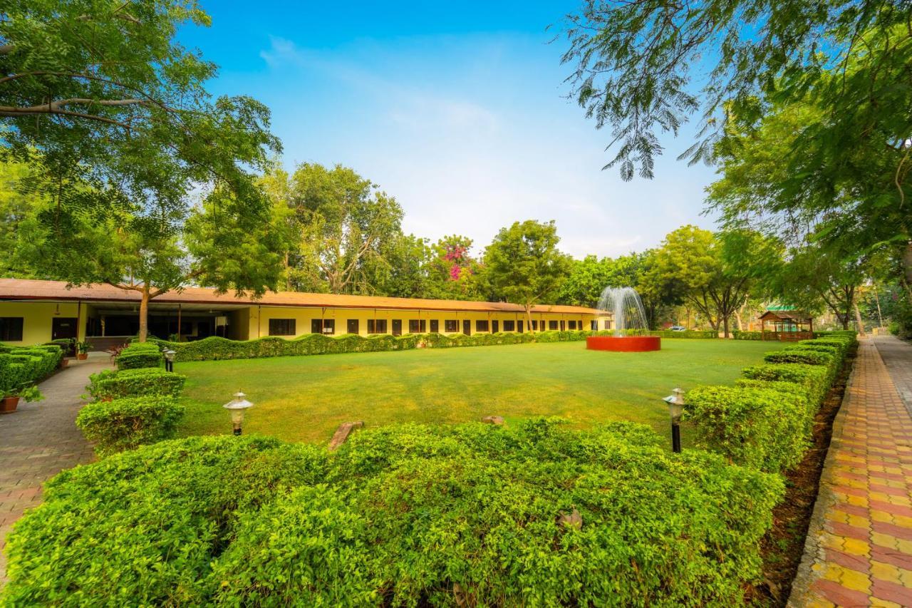 Godarpura Narmada Hills Resort מראה חיצוני תמונה