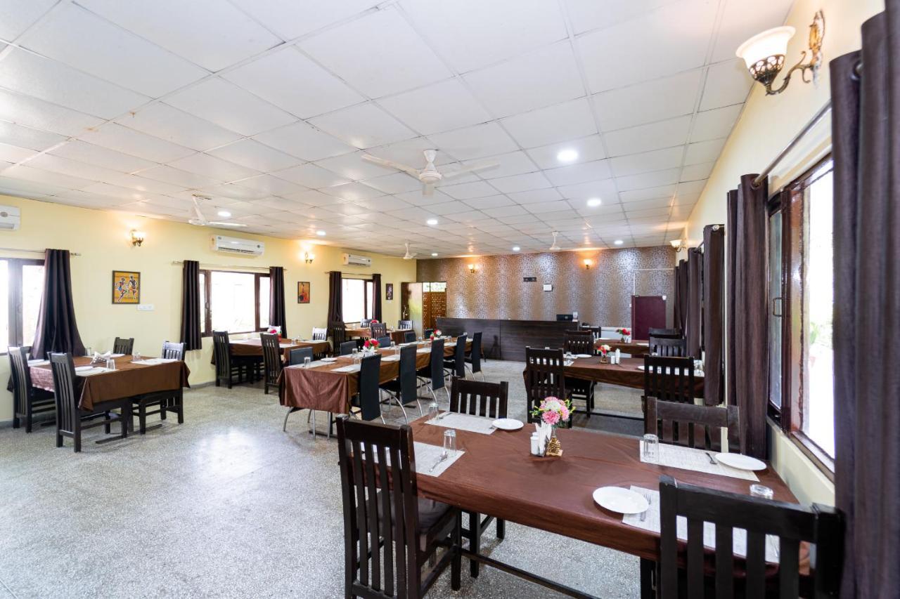 Godarpura Narmada Hills Resort מראה חיצוני תמונה