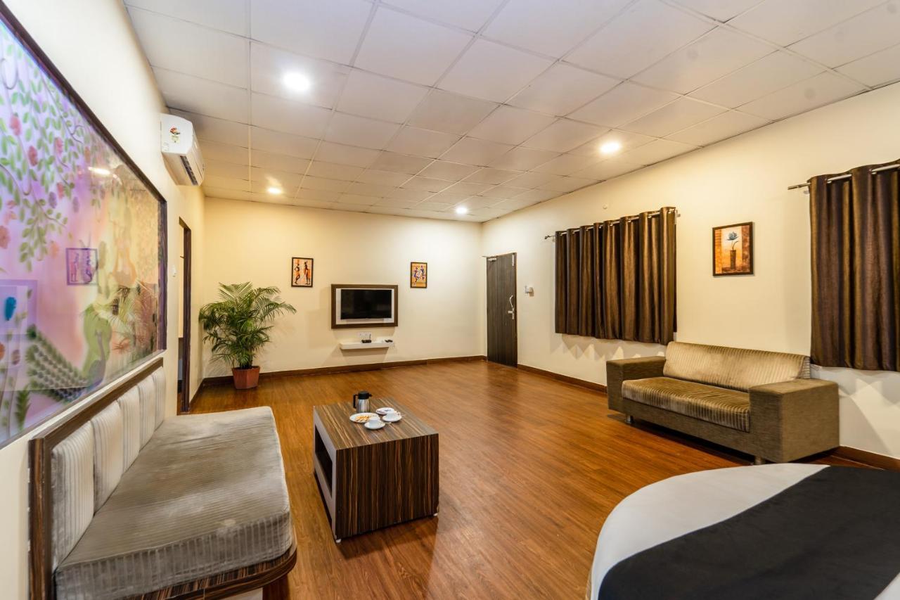 Godarpura Narmada Hills Resort מראה חיצוני תמונה